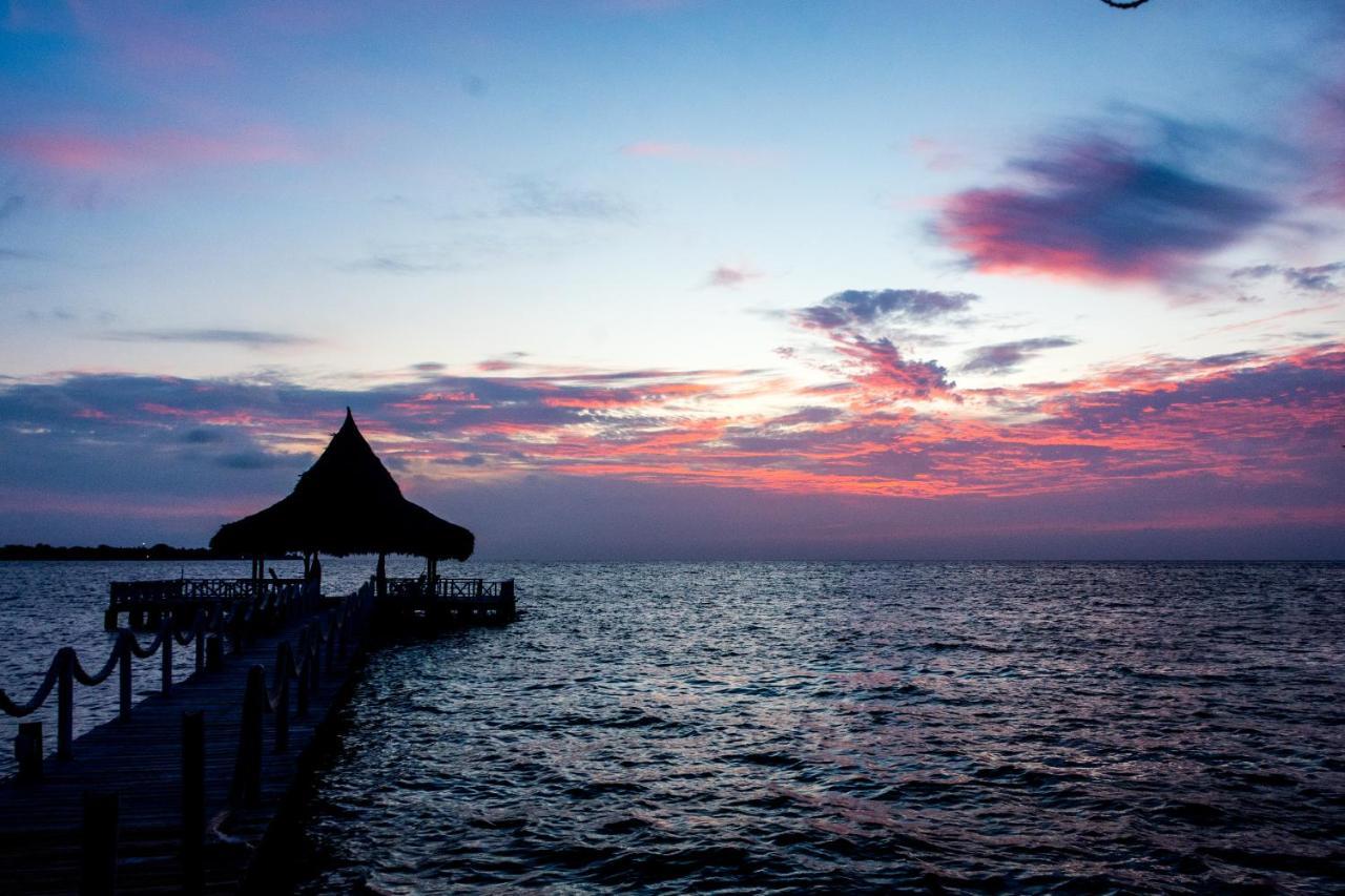 Tintipan Hotel Tintipan Island ภายนอก รูปภาพ
